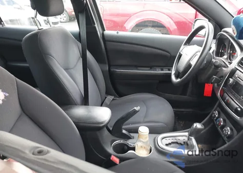 2014 Chrysler 200 Lx из США, поврежденный, VIN 1C3CCBAB6EN141153